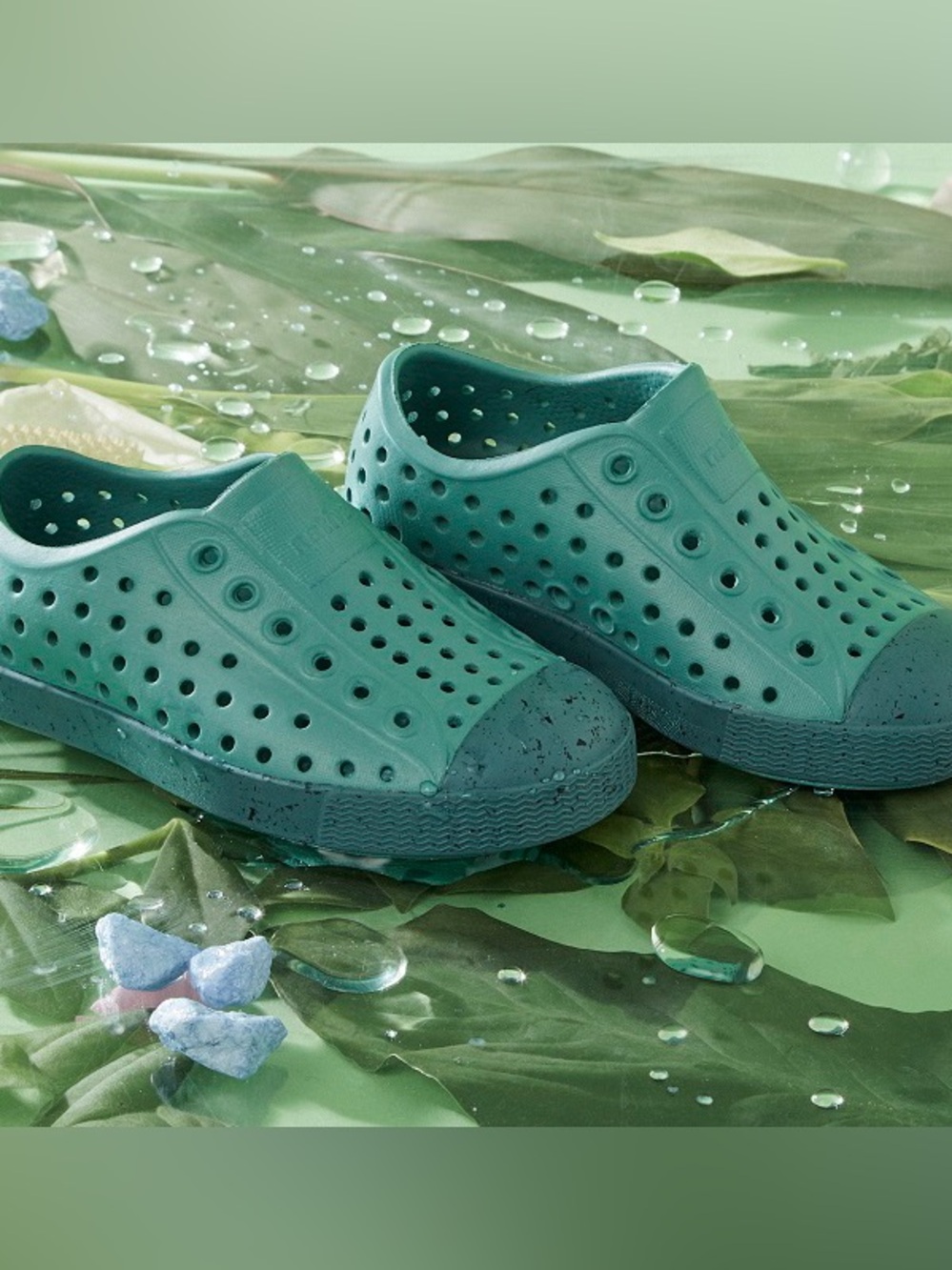 Native Shoes Kids Jefferson Bloom Green Earth Friendly Water Shoes-J3